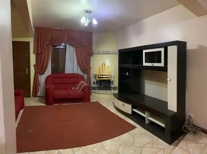 Casa com 5 quartos à venda, 350m2 em Centro, Torres - RS - imagem 4 Foto 4 de Casa com 5 quartos à venda, 350m2 em Centro, Torres - RS