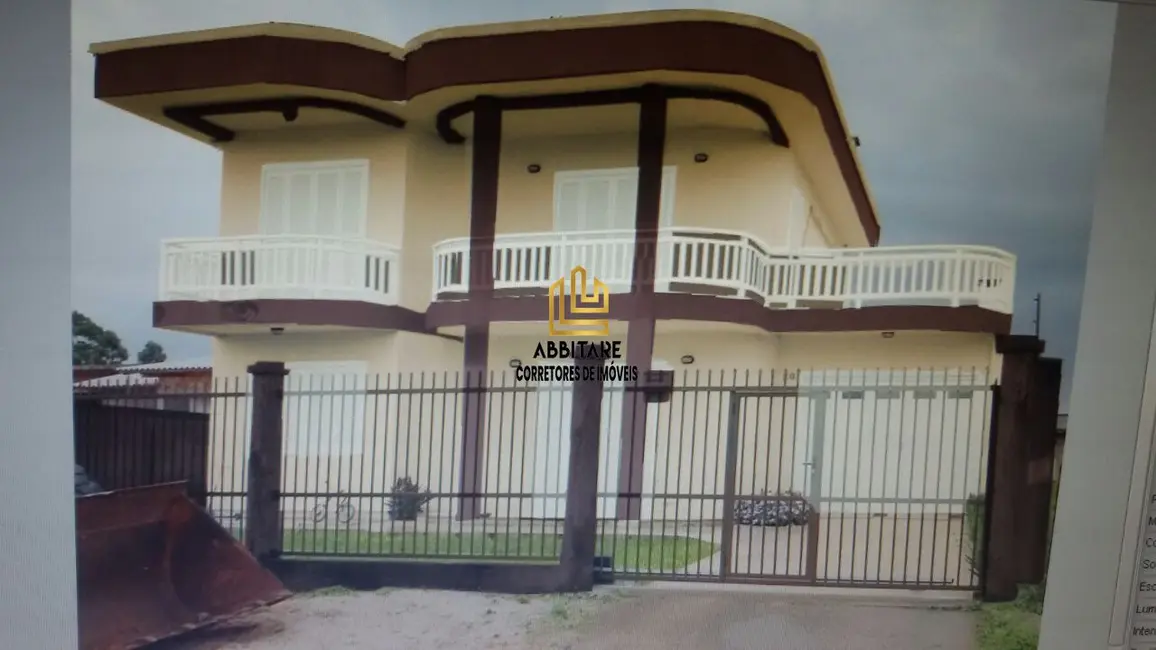 Casa com 3 quartos à venda, 300m2 em Torres - RS - imagem 6 Foto 6 de Casa com 3 quartos à venda, 300m2 em Torres - RS