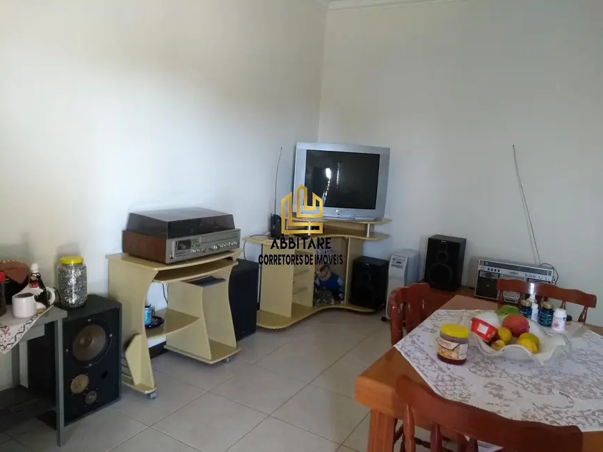 Casa com 5 quartos à venda, 300m2 em Torres - RS - imagem 8 Foto 8 de Casa com 5 quartos à venda, 300m2 em Torres - RS