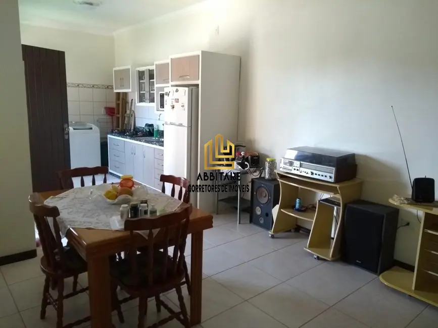 Casa com 5 quartos à venda, 300m2 em Torres - RS - imagem 9 Foto 9 de Casa com 5 quartos à venda, 300m2 em Torres - RS