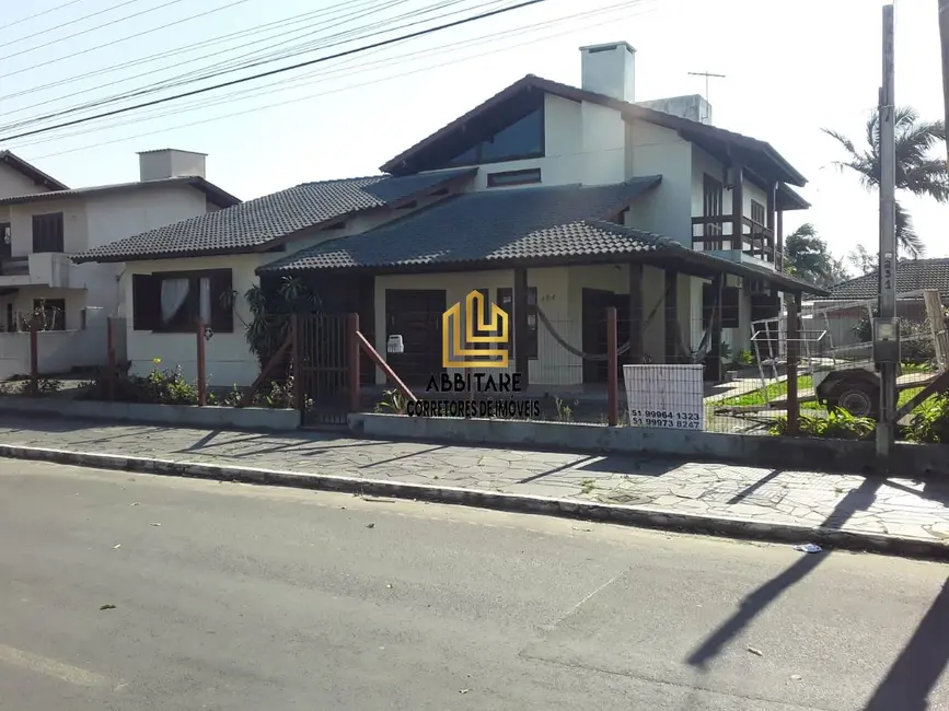 Foto 9 de Casa com 3 quartos à venda, 360m2 em Torres - RS