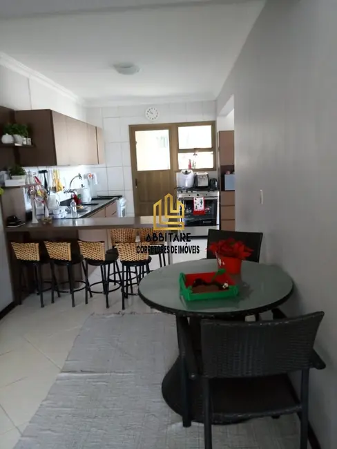 Foto 2 de Cobertura com 3 quartos à venda, 210m2 em Centro, Torres - RS
