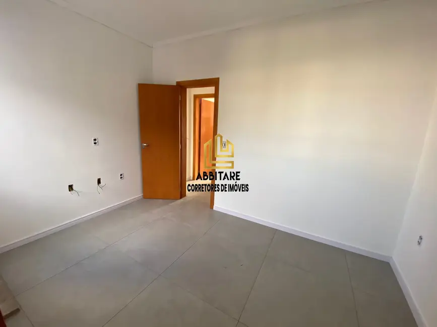 Sobrado com 2 quartos à venda, 80m2 em Torres - RS - imagem 9 Foto 9 de Sobrado com 2 quartos à venda, 80m2 em Torres - RS