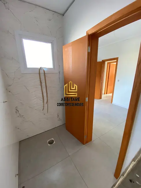 Sobrado com 2 quartos à venda, 80m2 em Torres - RS - imagem 8 Foto 8 de Sobrado com 2 quartos à venda, 80m2 em Torres - RS