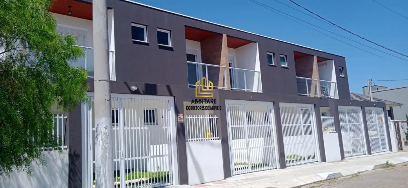 Sobrado com 2 quartos à venda, 80m2 em Torres - RS - imagem 2 Foto 2 de Sobrado com 2 quartos à venda, 80m2 em Torres - RS