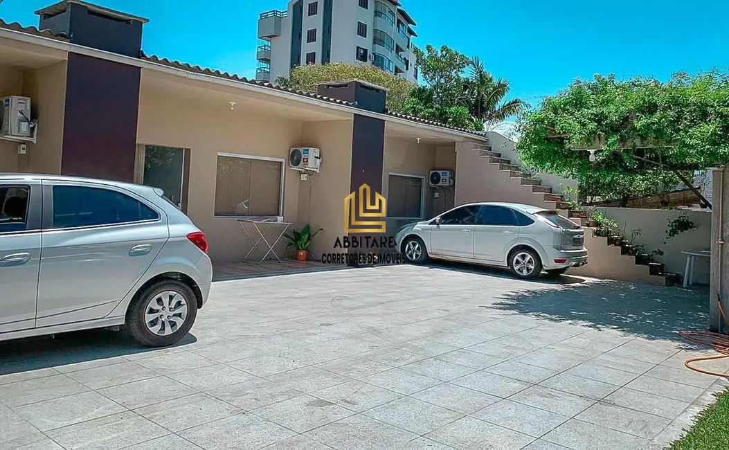 Casa com 4 quartos à venda, 150m2 em Torres - RS - imagem 6 Foto 6 de Casa com 4 quartos à venda, 150m2 em Torres - RS