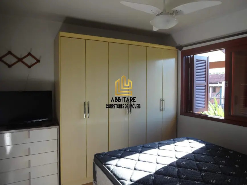Casa com 4 quartos à venda, 150m2 em Torres - RS - imagem 9 Foto 9 de Casa com 4 quartos à venda, 150m2 em Torres - RS