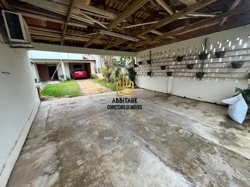 Foto 3 de Casa com 3 quartos à venda, 115m2 em Torres - RS