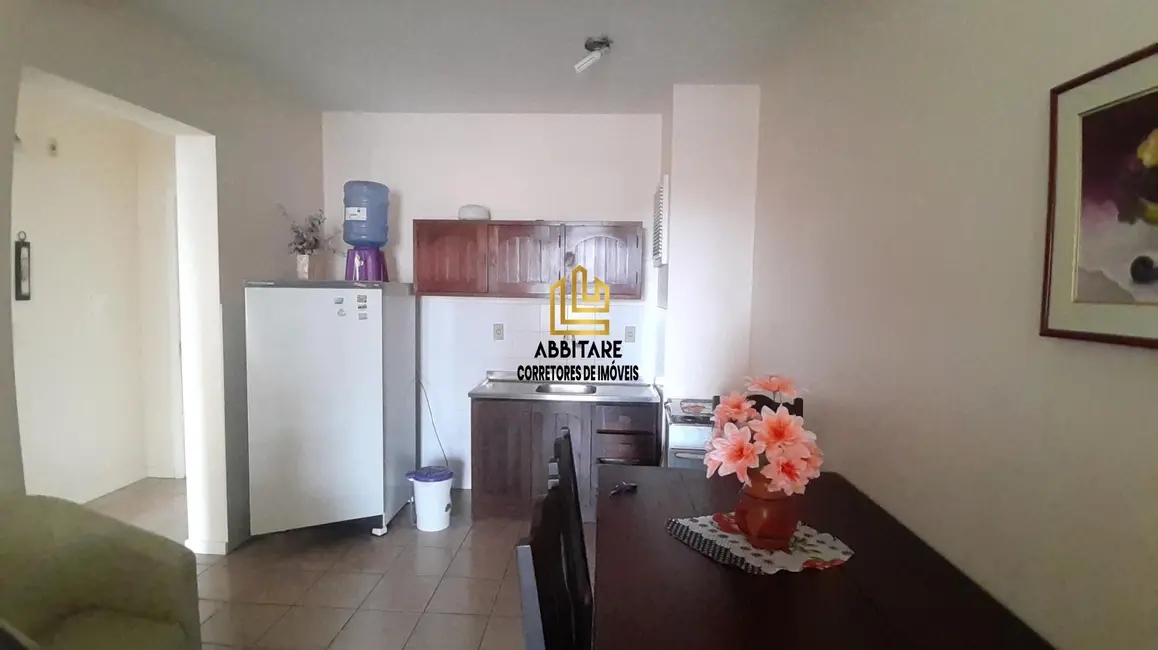 Apartamento com 2 quartos à venda, 65m2 em Centro, Torres - RS - imagem 3 Foto 3 de Apartamento com 2 quartos à venda, 65m2 em Centro, Torres - RS