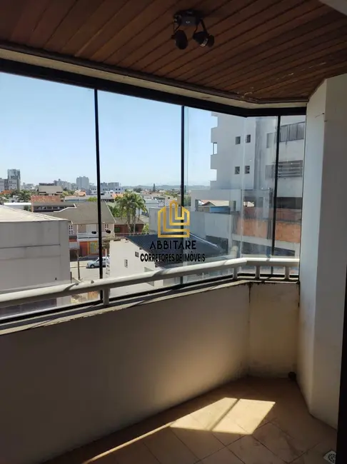 Apartamento com 2 quartos à venda, 84m2 em Centro, Torres - RS - imagem 3 Foto 3 de Apartamento com 2 quartos à venda, 84m2 em Centro, Torres - RS