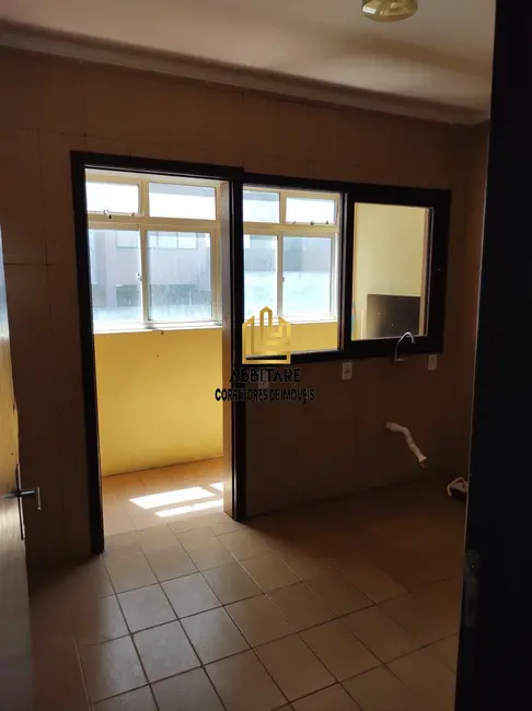 Apartamento com 2 quartos à venda, 84m2 em Centro, Torres - RS - imagem 8 Foto 8 de Apartamento com 2 quartos à venda, 84m2 em Centro, Torres - RS