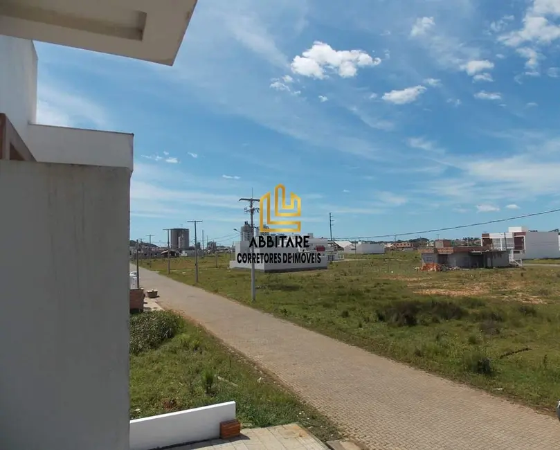 Sobrado com 2 quartos à venda, 78m2 em Torres - RS - imagem 3 Foto 3 de Sobrado com 2 quartos à venda, 78m2 em Torres - RS