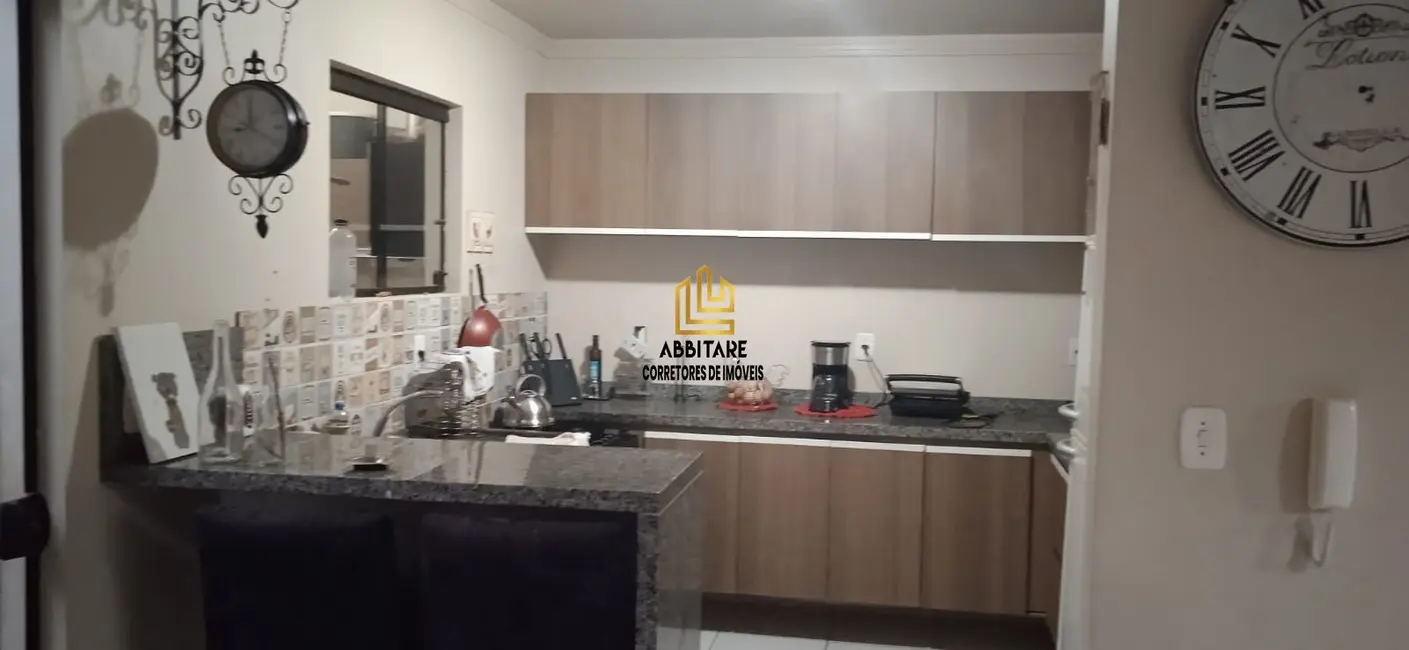 Sobrado com 3 quartos à venda, 145m2 em Torres - RS - imagem 7 Foto 7 de Sobrado com 3 quartos à venda, 145m2 em Torres - RS