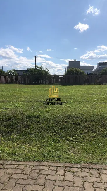 Foto 1 de Terreno / Lote à venda, 360m2 em Torres - RS