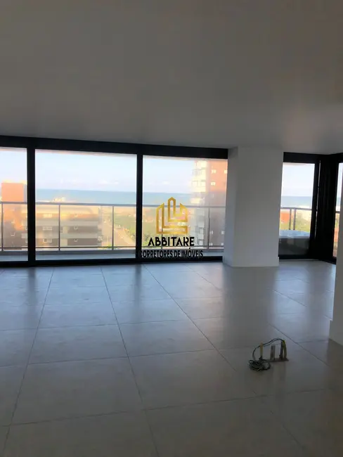 Apartamento com 4 quartos à venda, 220m2 em Centro, Torres - RS - imagem 3 Foto 3 de Apartamento com 4 quartos à venda, 220m2 em Centro, Torres - RS