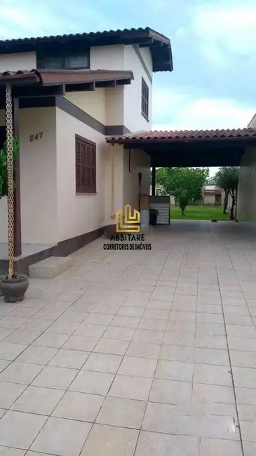 Casa com 3 quartos à venda, 125m2 em Torres - RS - imagem 9 Foto 9 de Casa com 3 quartos à venda, 125m2 em Torres - RS