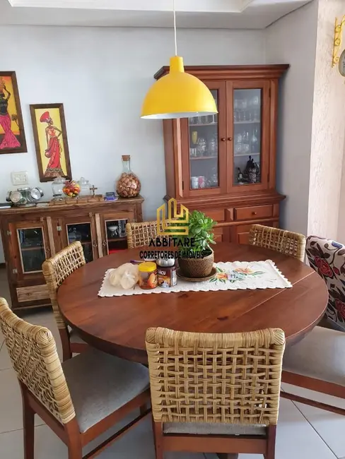 Casa com 2 quartos à venda, 140m2 em Torres - RS - imagem 8 Foto 8 de Casa com 2 quartos à venda, 140m2 em Torres - RS