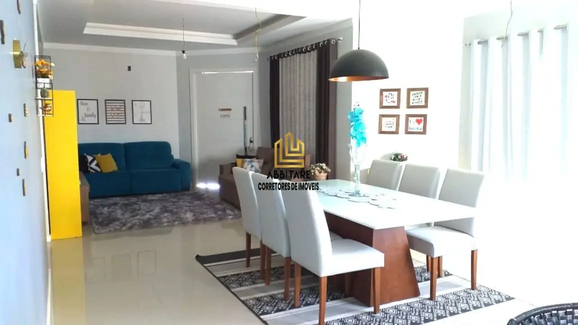 Casa com 3 quartos à venda, 150m2 em Torres - RS - imagem 5 Foto 5 de Casa com 3 quartos à venda, 150m2 em Torres - RS