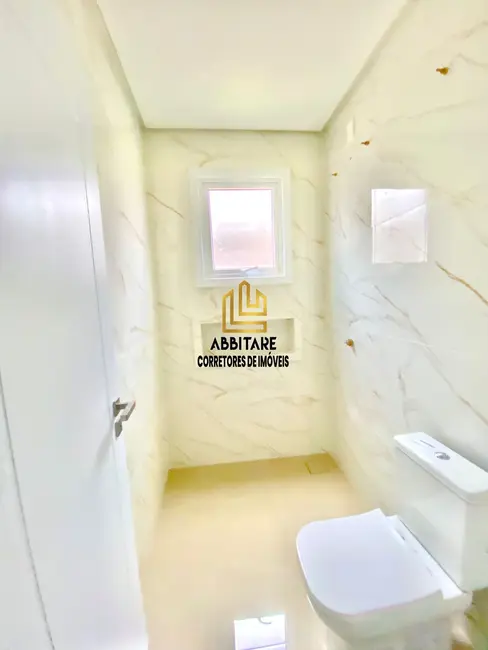 Foto 3 de Casa de Condomínio com 3 quartos à venda, 240m2 em Torres - RS