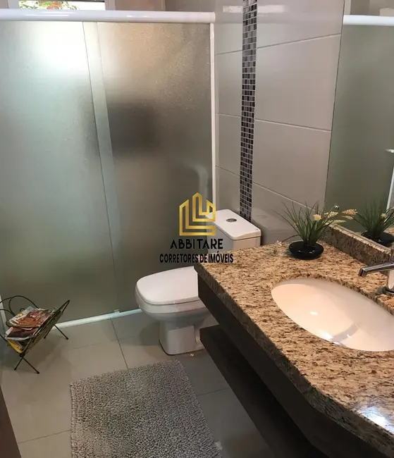 Casa com 4 quartos à venda, 190m2 em Torres - RS - imagem 7 Foto 7 de Casa com 4 quartos à venda, 190m2 em Torres - RS