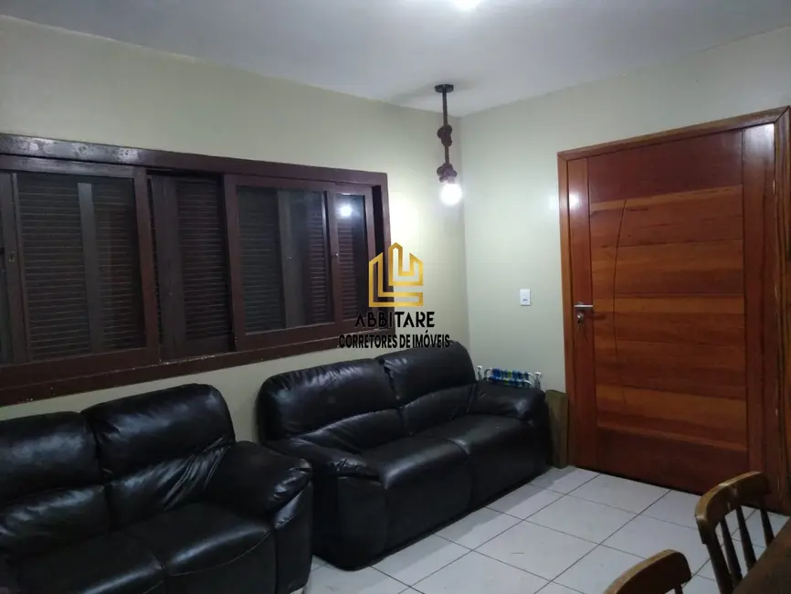 Casa com 3 quartos à venda, 92m2 em Torres - RS - imagem 4 Foto 4 de Casa com 3 quartos à venda, 92m2 em Torres - RS