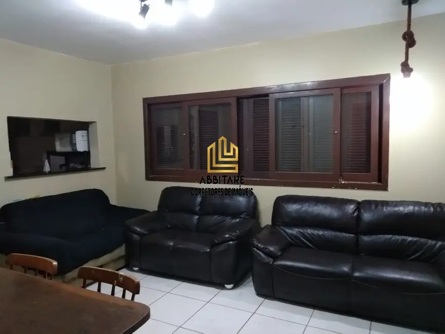 Casa com 3 quartos à venda, 92m2 em Torres - RS - imagem 5 Foto 5 de Casa com 3 quartos à venda, 92m2 em Torres - RS