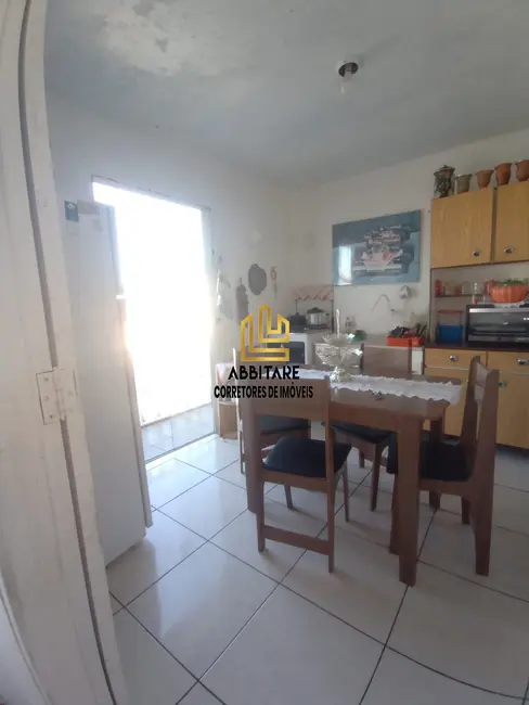 Casa com 6 quartos à venda, 179m2 em Centro, Torres - RS - imagem 3 Foto 3 de Casa com 6 quartos à venda, 179m2 em Centro, Torres - RS