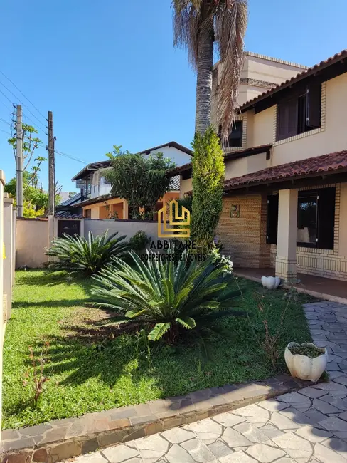 Foto 4 de Casa com 6 quartos à venda, 250m2 em Torres - RS