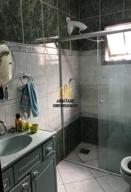 Casa com 3 quartos à venda, 135m2 em Torres - RS - imagem 6 Foto 6 de Casa com 3 quartos à venda, 135m2 em Torres - RS