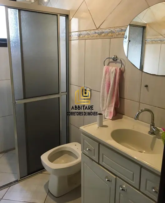 Casa com 3 quartos à venda, 135m2 em Torres - RS - imagem 9 Foto 9 de Casa com 3 quartos à venda, 135m2 em Torres - RS