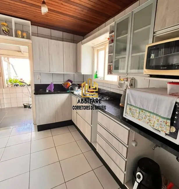 Casa com 3 quartos à venda, 85m2 em Torres - RS - imagem 3 Foto 3 de Casa com 3 quartos à venda, 85m2 em Torres - RS