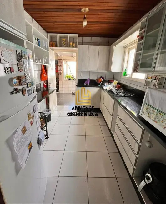 Casa com 3 quartos à venda, 85m2 em Torres - RS - imagem 2 Foto 2 de Casa com 3 quartos à venda, 85m2 em Torres - RS