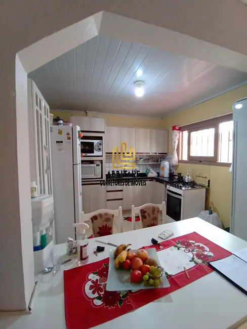 Casa com 5 quartos à venda, 150m2 em Centro, Torres - RS - imagem 4 Foto 4 de Casa com 5 quartos à venda, 150m2 em Centro, Torres - RS