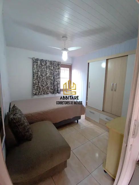 Casa com 5 quartos à venda, 150m2 em Centro, Torres - RS - imagem 7 Foto 7 de Casa com 5 quartos à venda, 150m2 em Centro, Torres - RS