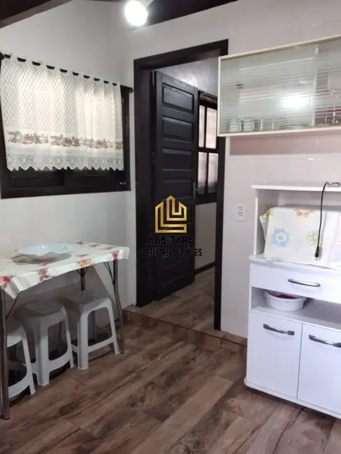 Casa com 9 quartos à venda, 300m2 em Torres - RS - imagem 7 Foto 7 de Casa com 9 quartos à venda, 300m2 em Torres - RS