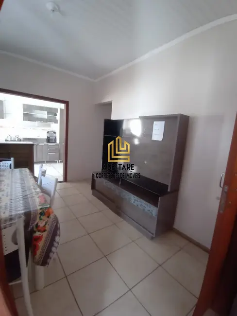 Casa com 8 quartos à venda, 223m2 em Centro, Torres - RS - imagem 7 Foto 7 de Casa com 8 quartos à venda, 223m2 em Centro, Torres - RS