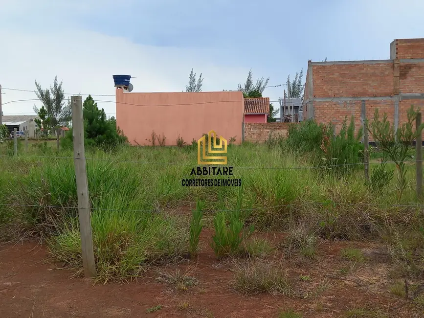 Foto 1 de Terreno / Lote à venda, 360m2 em Torres - RS