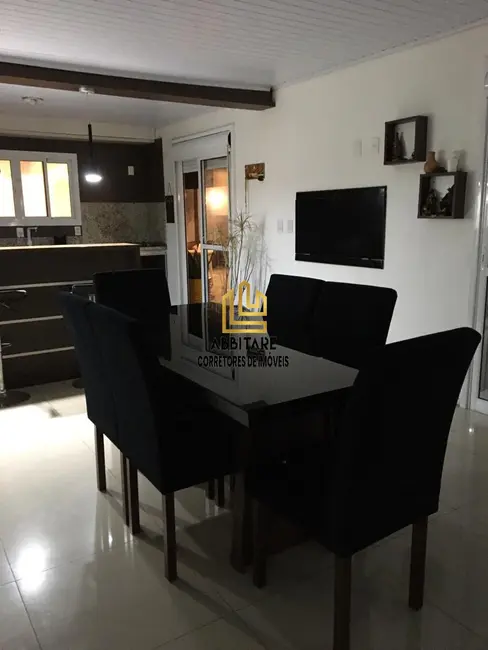Casa com 3 quartos à venda, 300m2 em Torres - RS - imagem 9 Foto 9 de Casa com 3 quartos à venda, 300m2 em Torres - RS