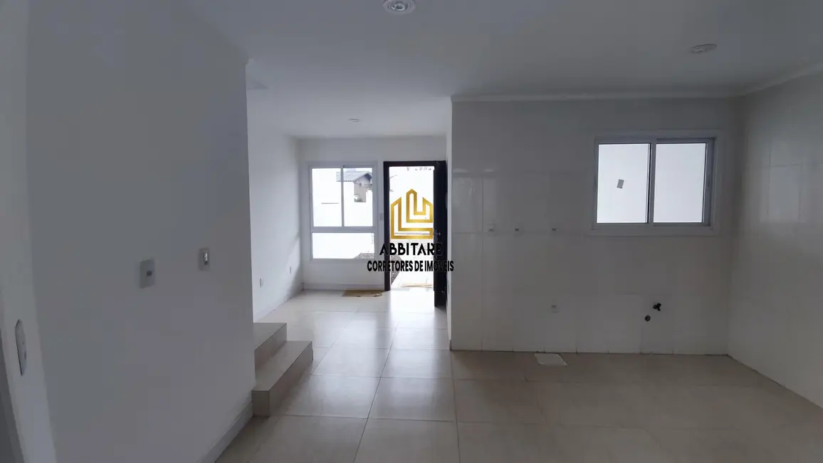 Sobrado com 2 quartos à venda, 80m2 em Torres - RS - imagem 5 Foto 5 de Sobrado com 2 quartos à venda, 80m2 em Torres - RS