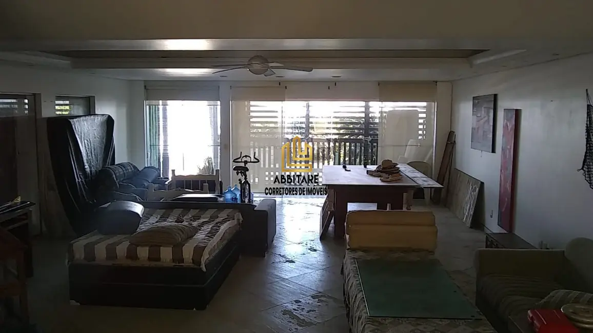 Casa com 4 quartos à venda, 310m2 em Torres - RS - imagem 3 Foto 3 de Casa com 4 quartos à venda, 310m2 em Torres - RS