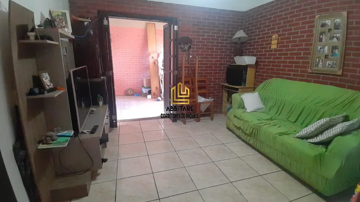 Casa com 6 quartos à venda, 100m2 em Torres - RS - imagem 7 Foto 7 de Casa com 6 quartos à venda, 100m2 em Torres - RS