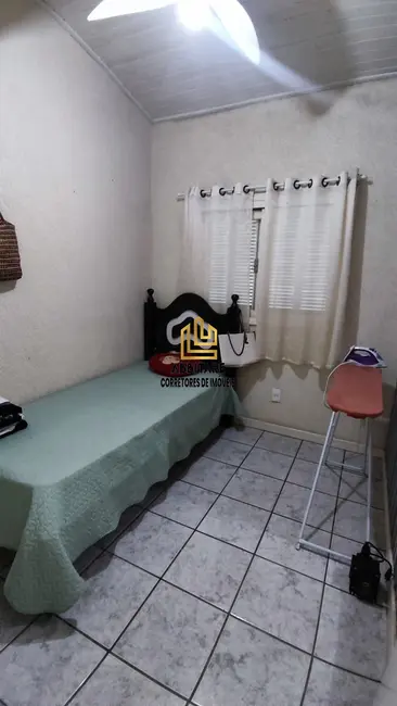 Casa com 3 quartos à venda, 72m2 em Torres - RS - imagem 3 Foto 3 de Casa com 3 quartos à venda, 72m2 em Torres - RS