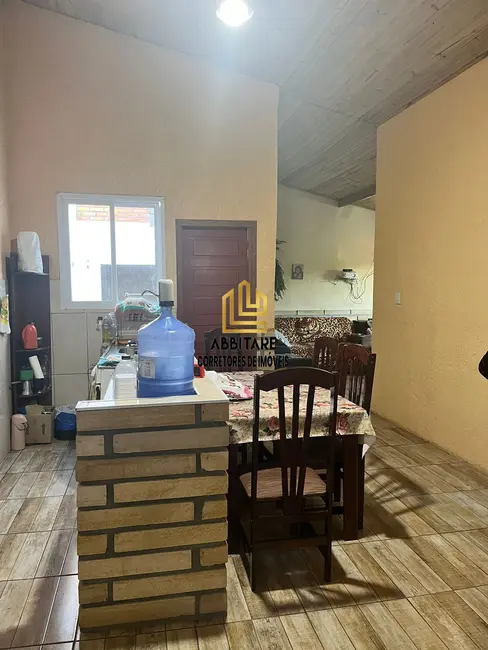 Casa com 3 quartos à venda, 72m2 em Torres - RS - imagem 4 Foto 4 de Casa com 3 quartos à venda, 72m2 em Torres - RS