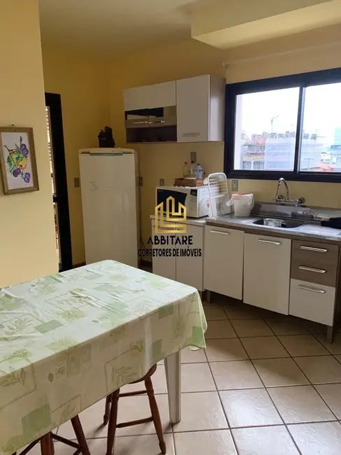 Apartamento com 3 quartos à venda, 198m2 em Torres - RS - imagem 5 Foto 5 de Apartamento com 3 quartos à venda, 198m2 em Torres - RS