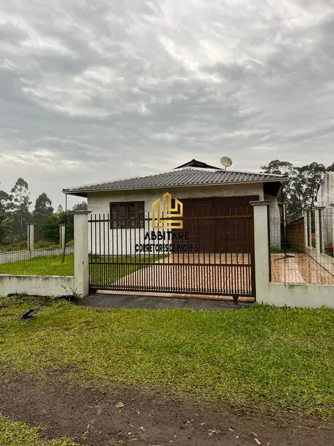 Foto 1 de Casa com 2 quartos à venda, 110m2 em Torres - RS