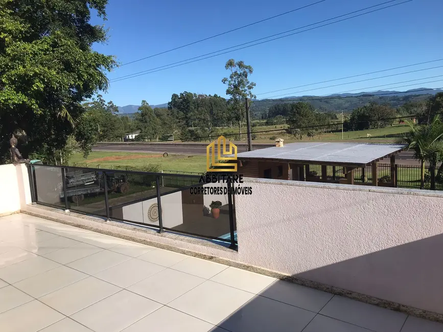 Casa com 3 quartos à venda, 352m2 em Torres - RS - imagem 9 Foto 9 de Casa com 3 quartos à venda, 352m2 em Torres - RS