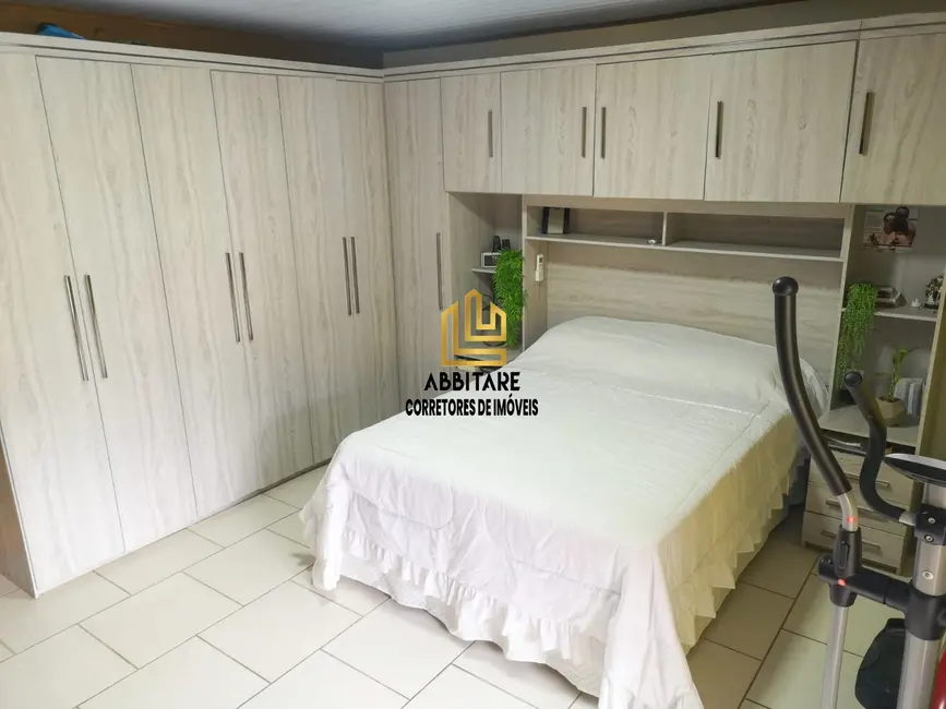 Casa com 2 quartos à venda, 142m2 em Passo De Torres - SC - imagem 6 Foto 6 de Casa com 2 quartos à venda, 142m2 em Passo De Torres - SC