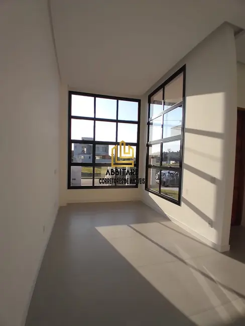 Foto 6 de Casa com 3 quartos à venda, 142m2 em Passo De Torres - SC