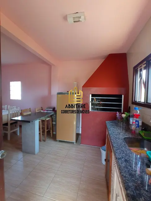 Casa com 3 quartos à venda, 115m2 em Torres - RS - imagem 4 Foto 4 de Casa com 3 quartos à venda, 115m2 em Torres - RS