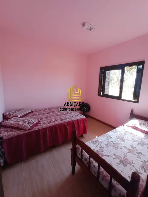 Casa com 3 quartos à venda, 115m2 em Torres - RS - imagem 8 Foto 8 de Casa com 3 quartos à venda, 115m2 em Torres - RS